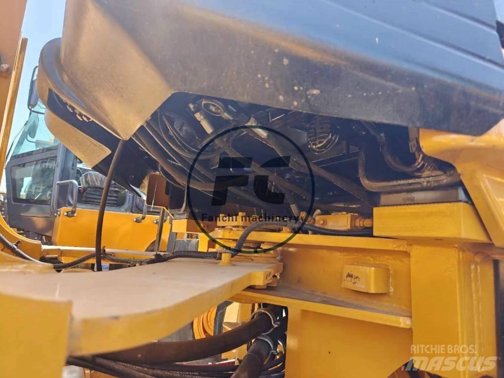CAT 966 H Kolesové nakladače