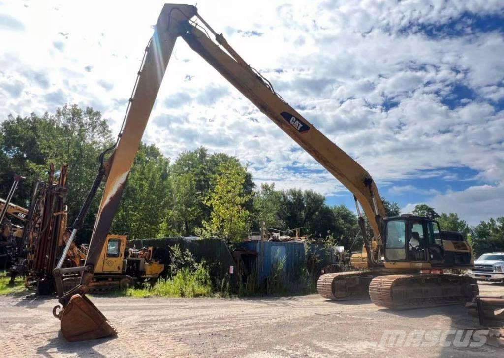 CAT 330 D L Pásové rýpadlá