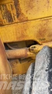 CAT  950C Kolesové nakladače