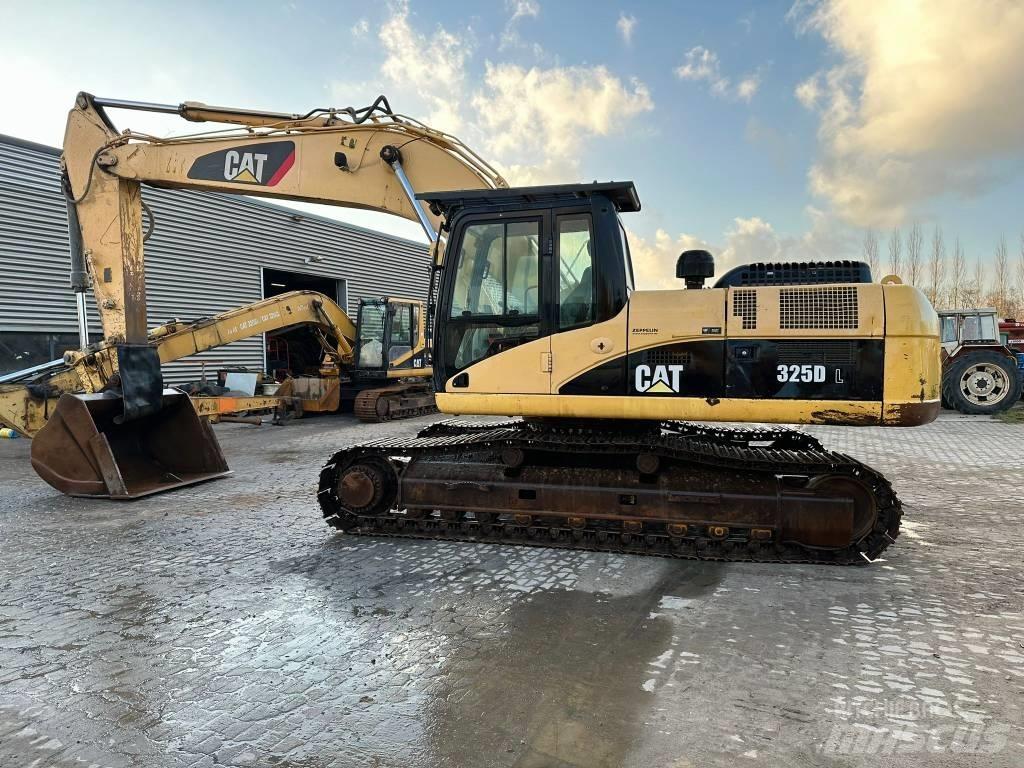 CAT 325DL Pásové rýpadlá