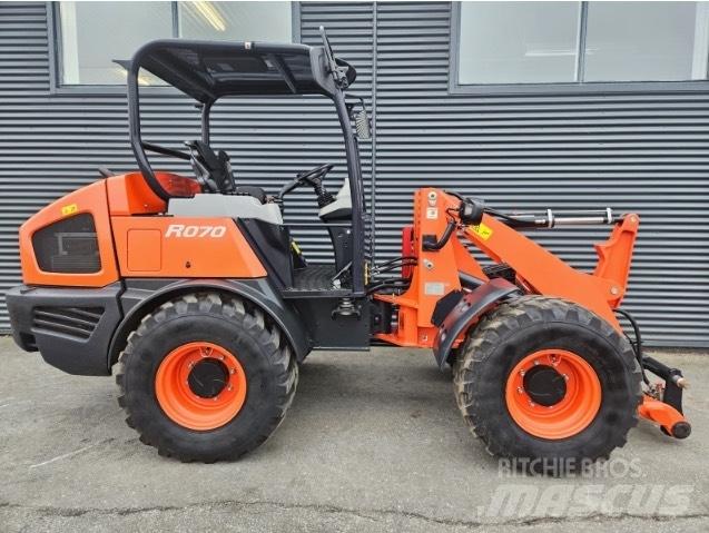 Kubota R 070 Kolesové nakladače