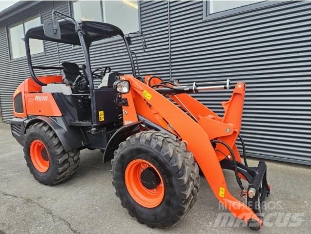 Kubota R 070 Kolesové nakladače