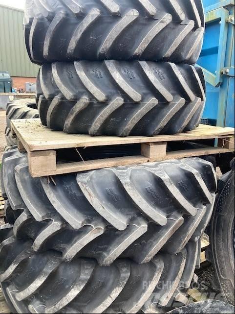 Mitas SET OF TYRES Pneumatiky, kolesá a ráfiky