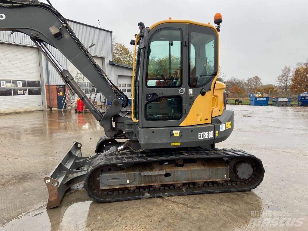 Volvo ECR 88 D / Eslöv Midi rýpadlá 7 t - 12 t