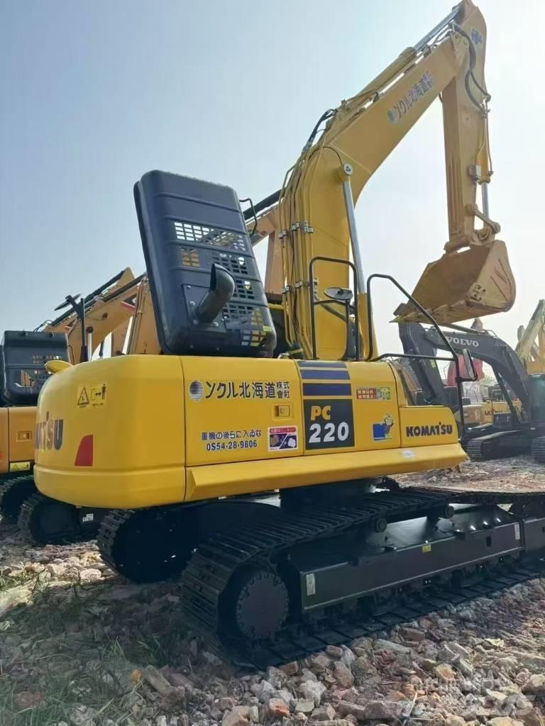 Komatsu PC 220 Pásové rýpadlá