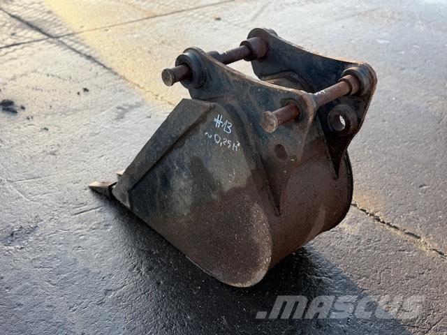 JCB ŁYŻKA UŻYWANA Hĺbkové lopaty