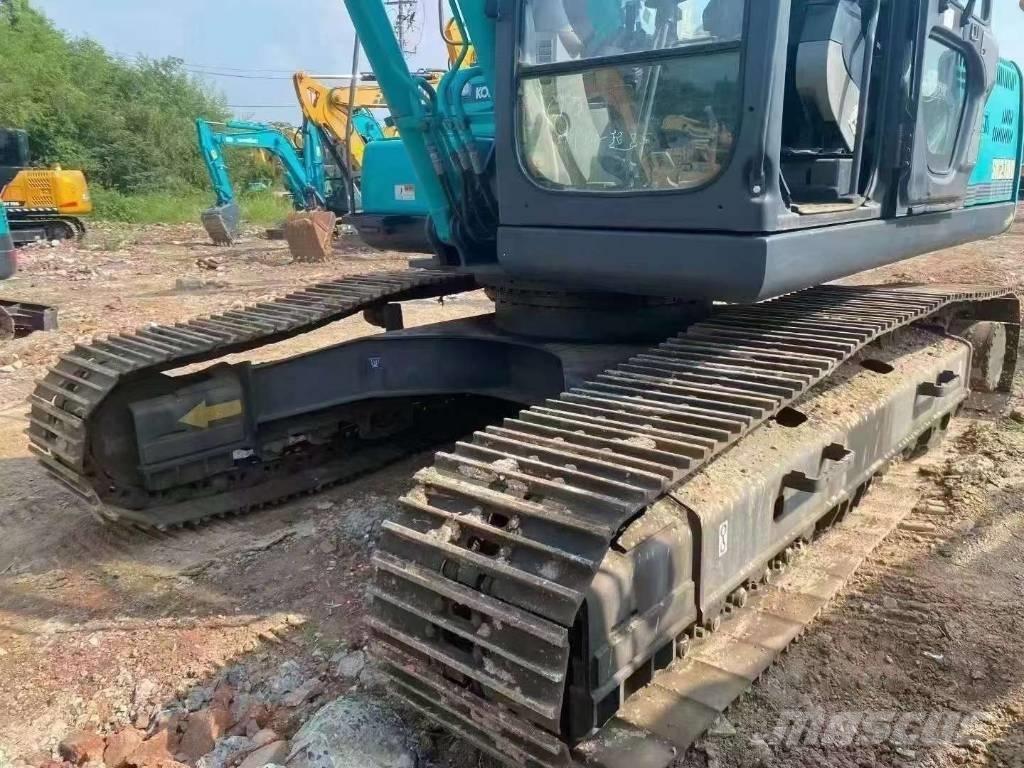 Kobelco SK 210 D Pásové rýpadlá