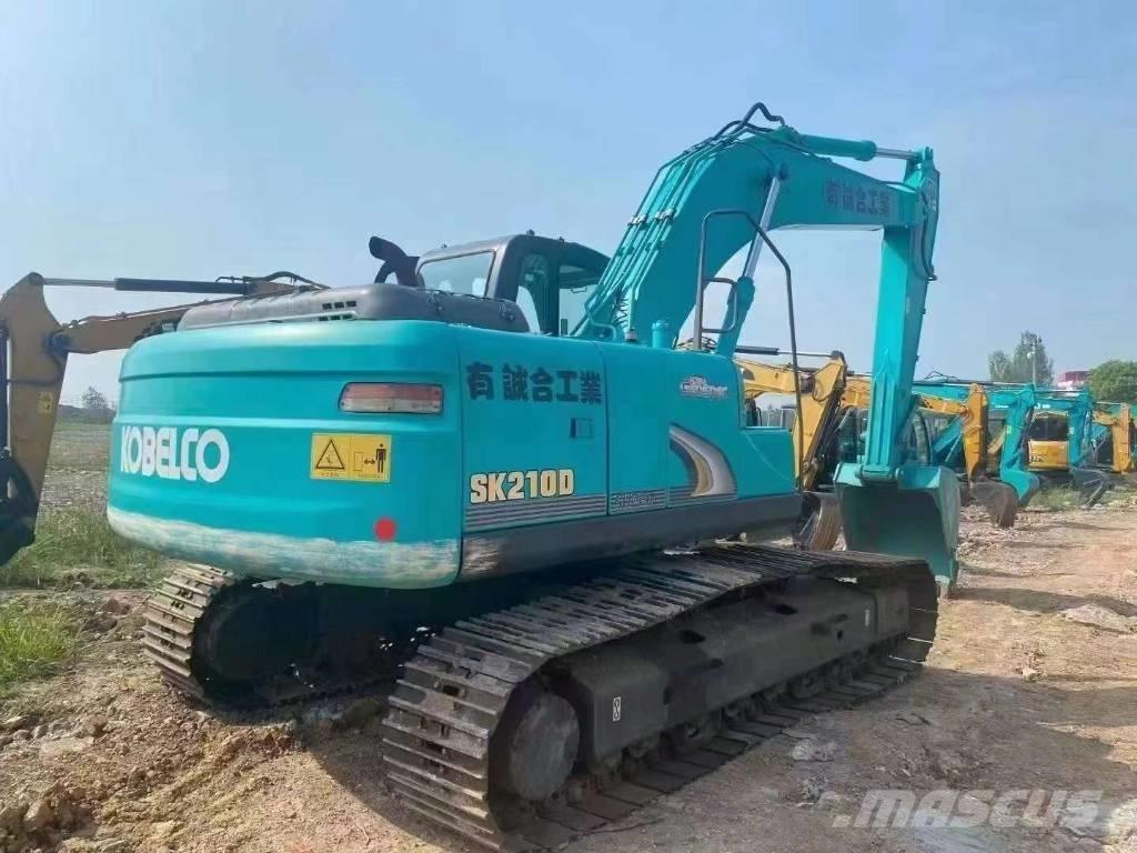 Kobelco SK 210 D Pásové rýpadlá