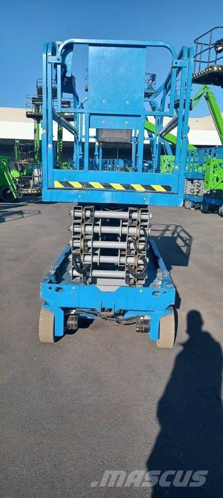 GENIE GS4047 Nožnicové zdvíhacie plošiny