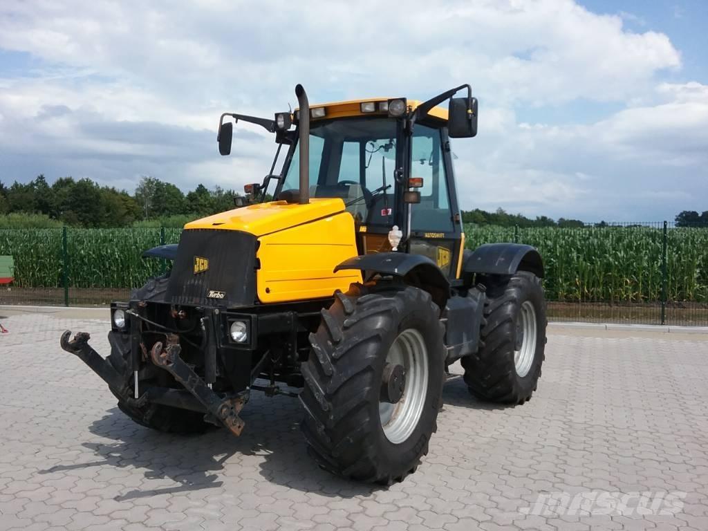 JCB Fastrac 2115 Traktory