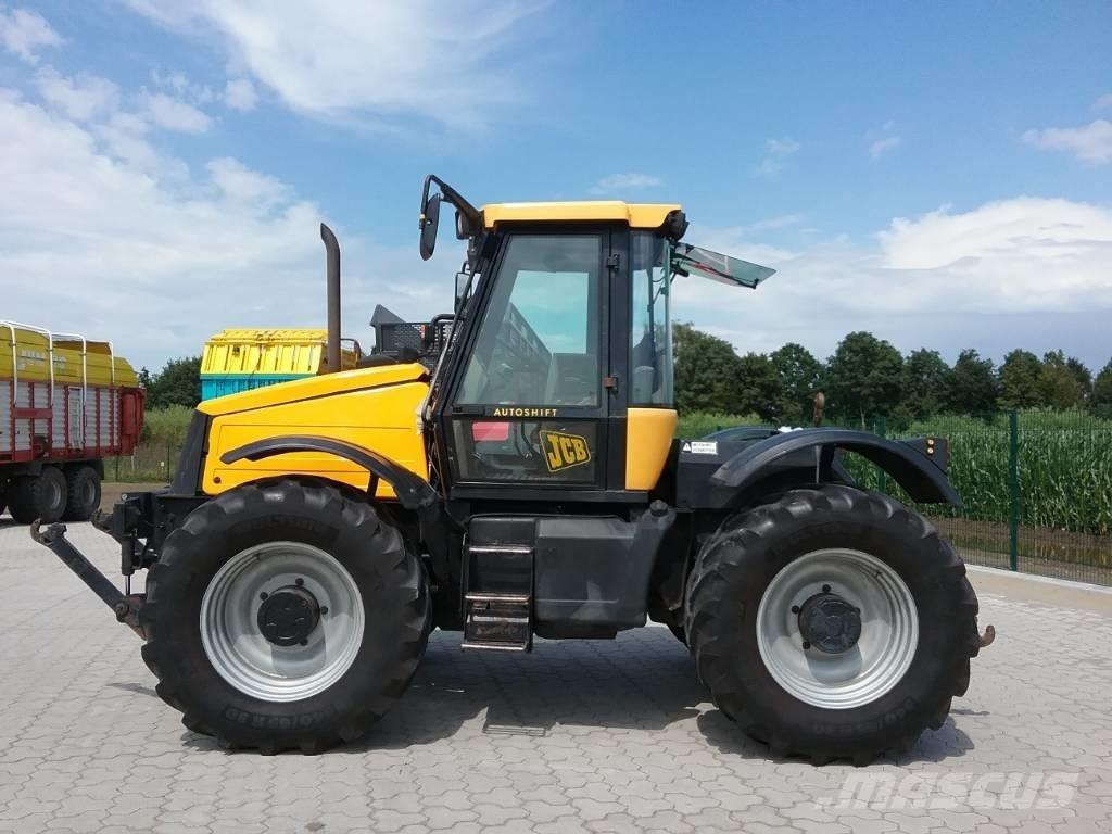 JCB Fastrac 2115 Traktory