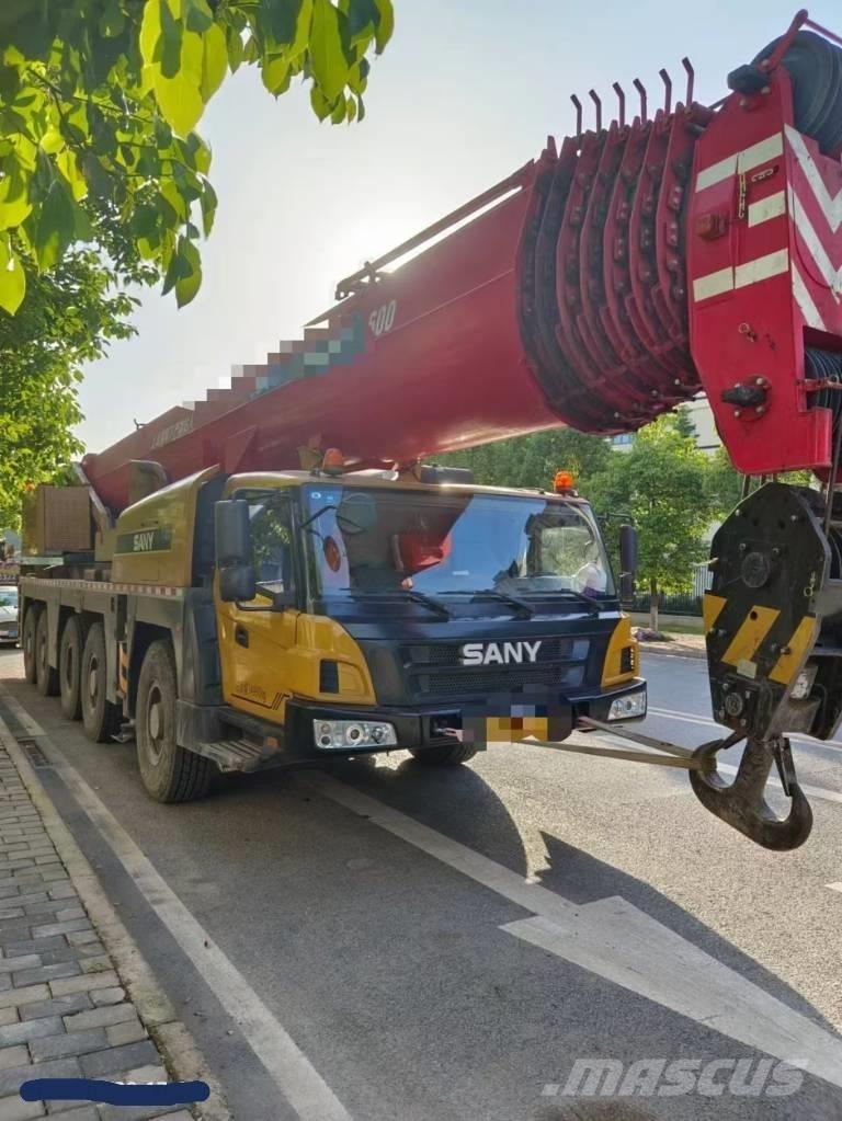 Sany 1600T8 Univerzálne terénne žeriavy