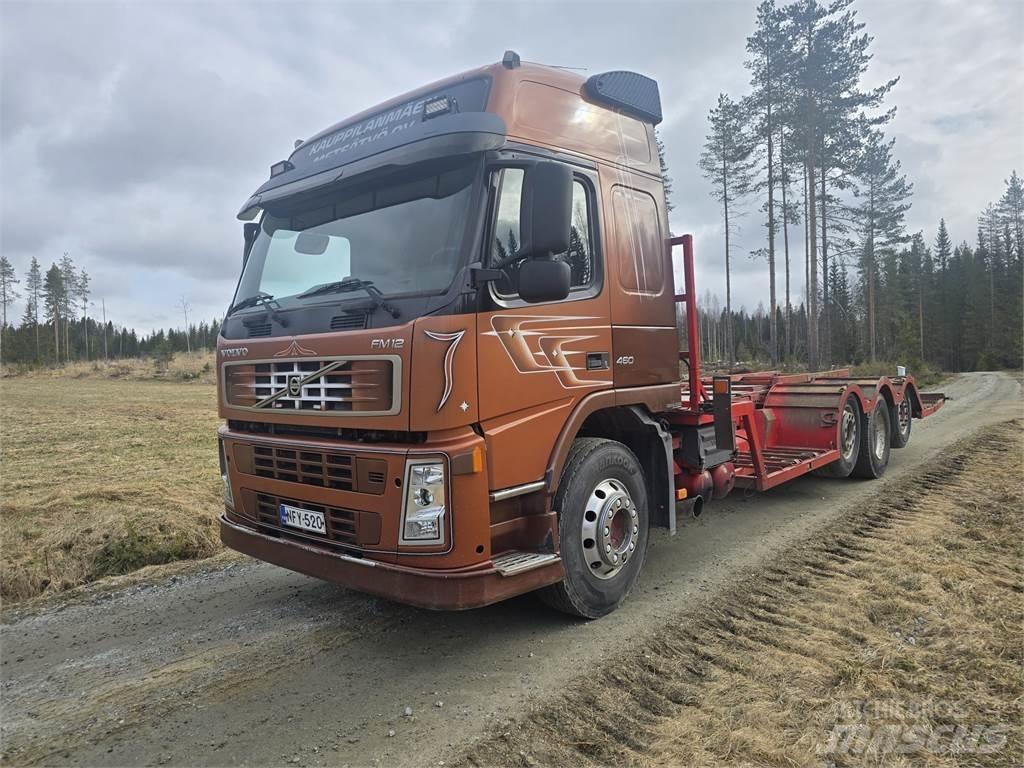 Volvo FM12 8x2 Nákladné automobily na prepravu lesných strojov
