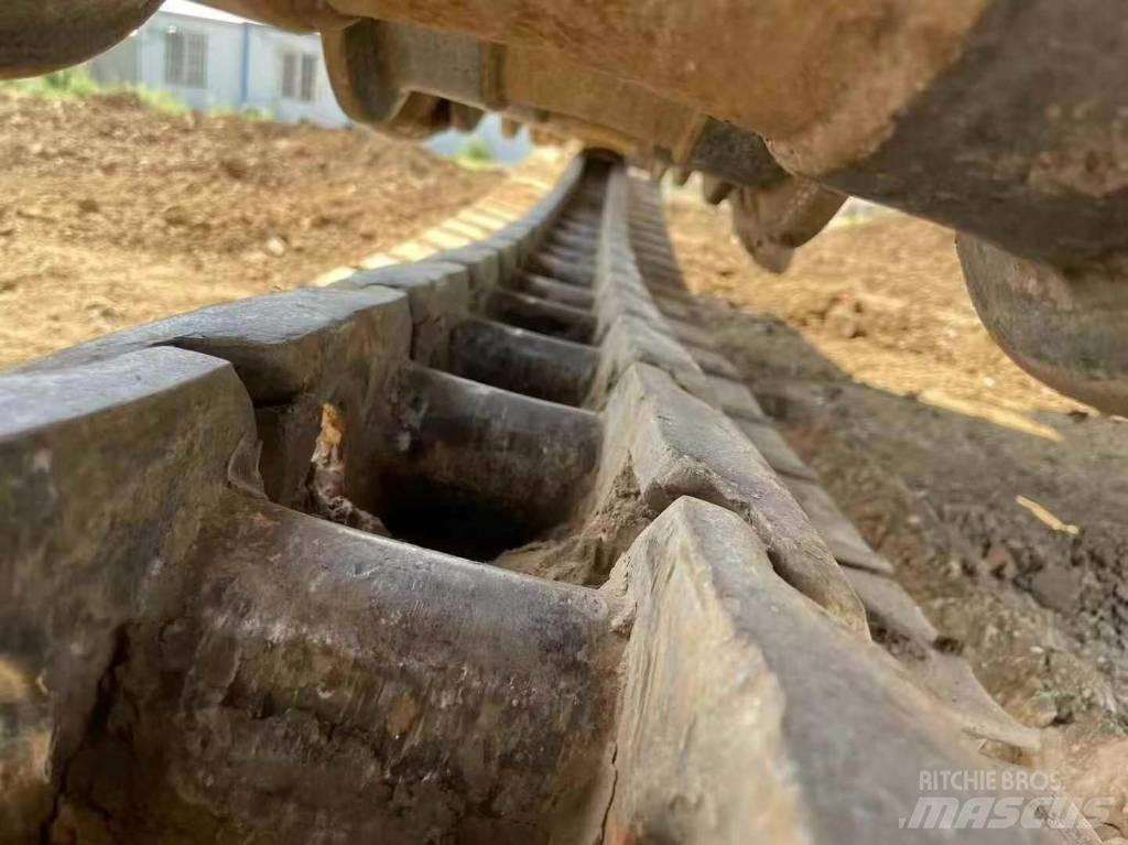 Doosan DH370 Pásové rýpadlá