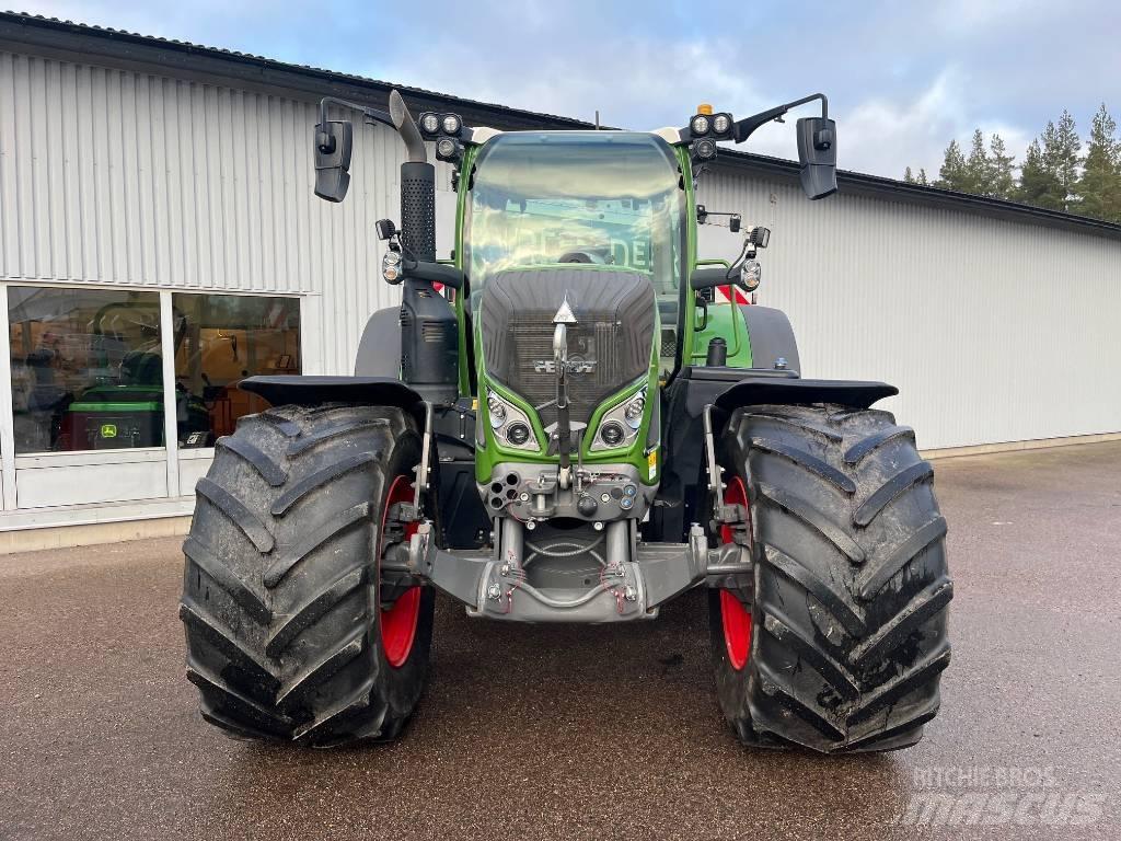 Fendt 724 Profi Plus Traktory