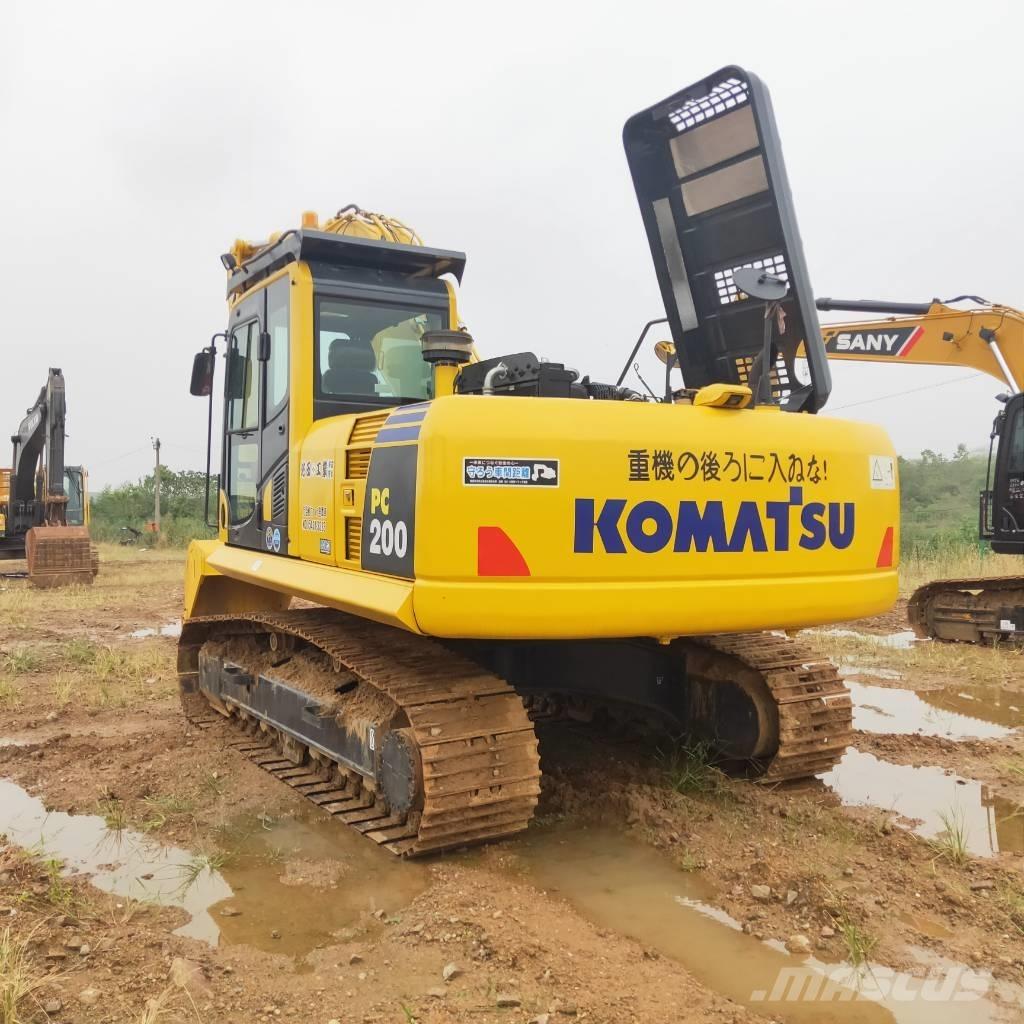 Komatsu PC200-8 Pásové rýpadlá