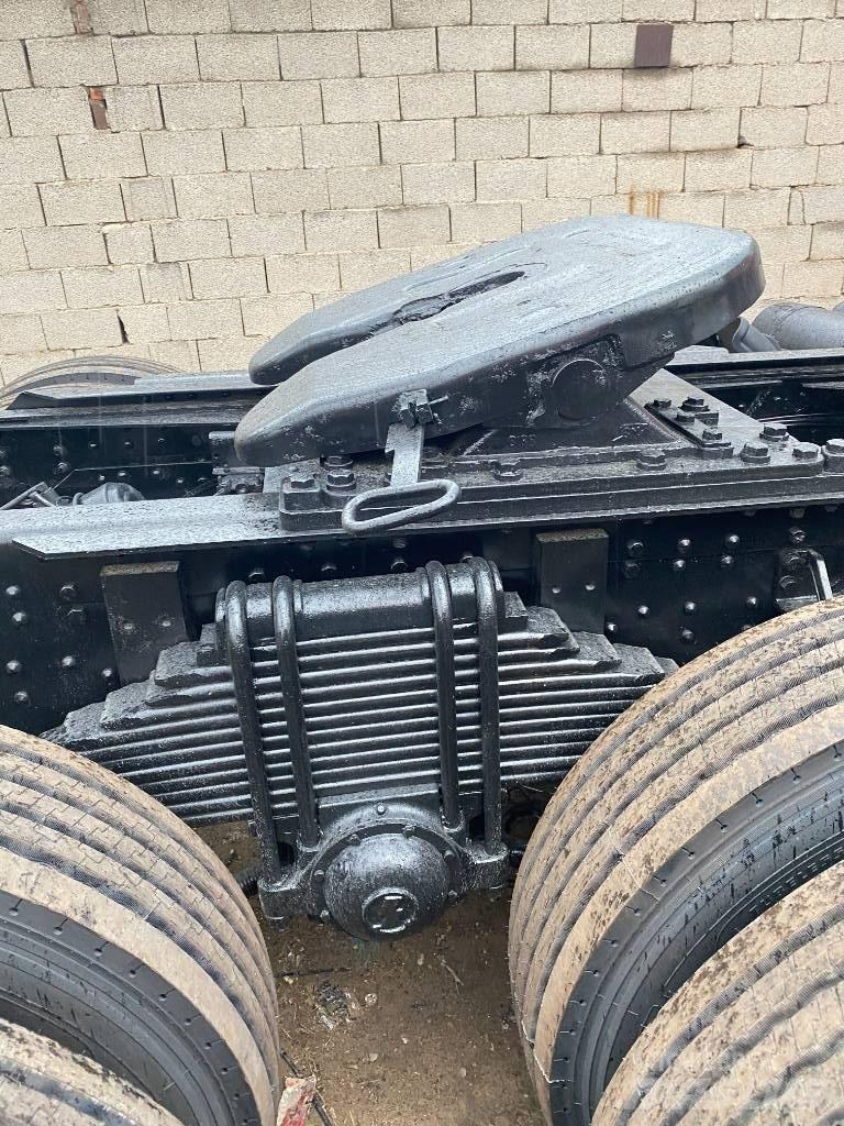 Shacman F3000 6X4 Ťahače