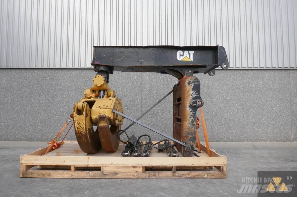 CAT 525D Grapple Doprava – ostatné