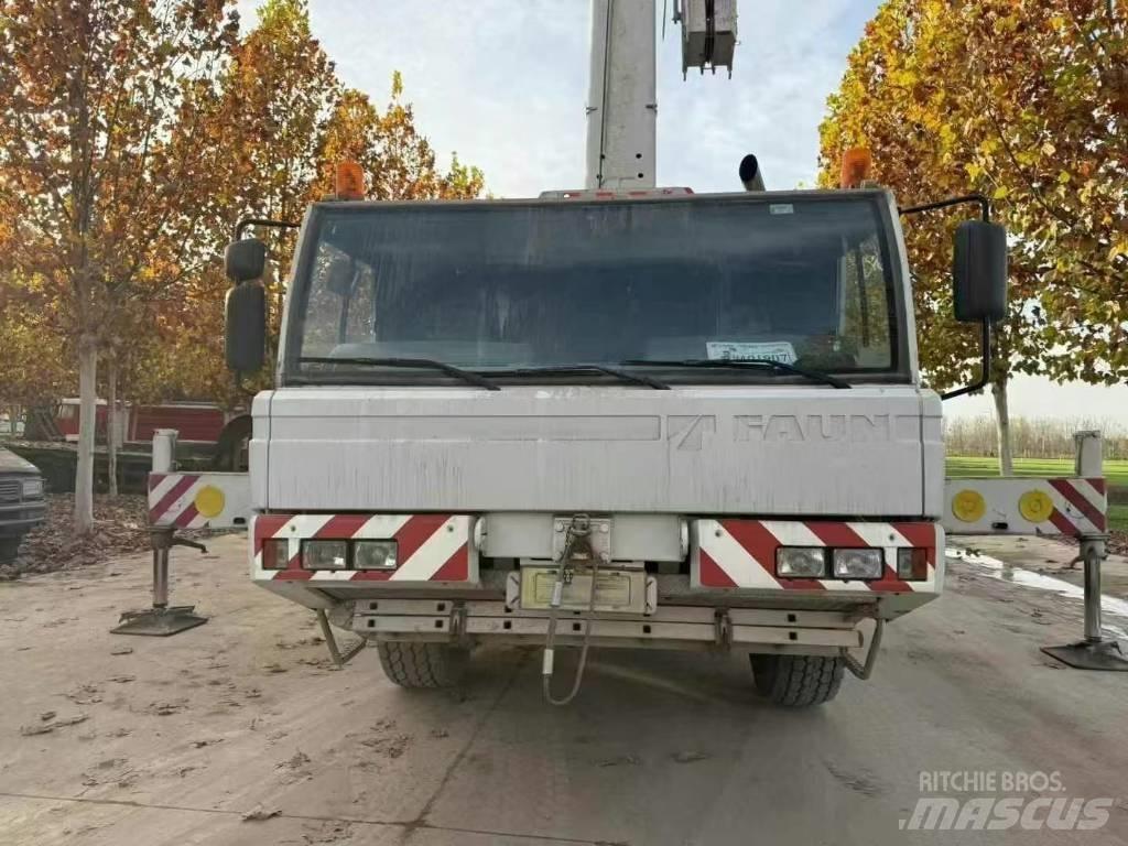 Tadano Faun ATF 100 Univerzálne terénne žeriavy