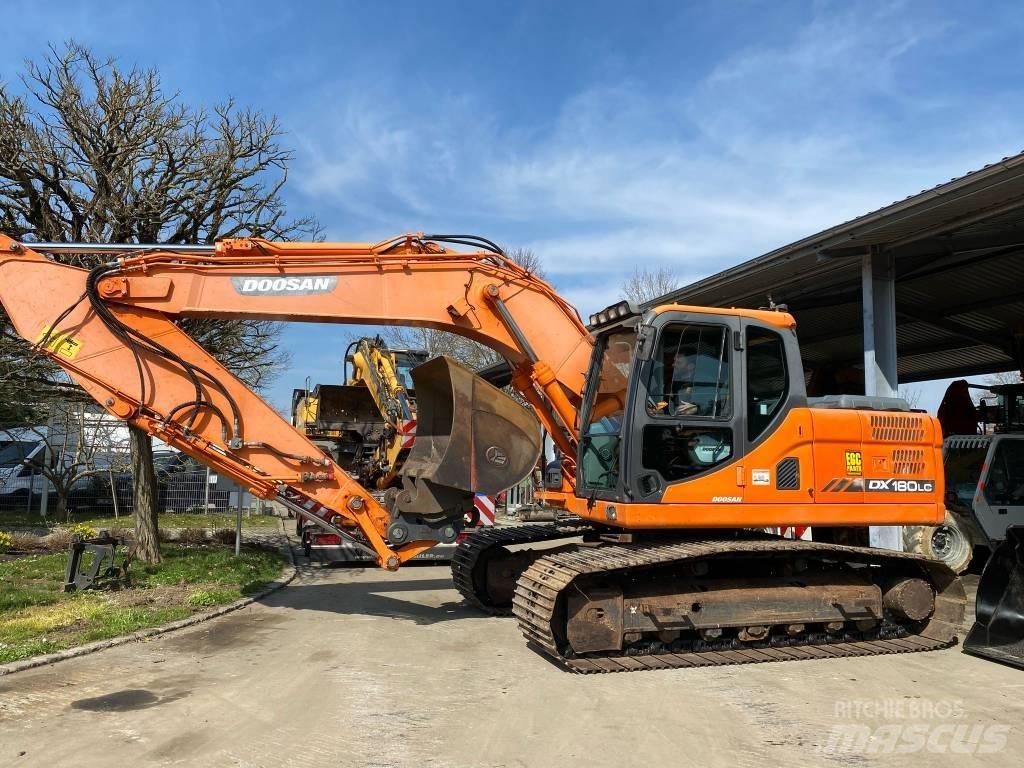 Doosan DX 180 LC-3 Pásové rýpadlá