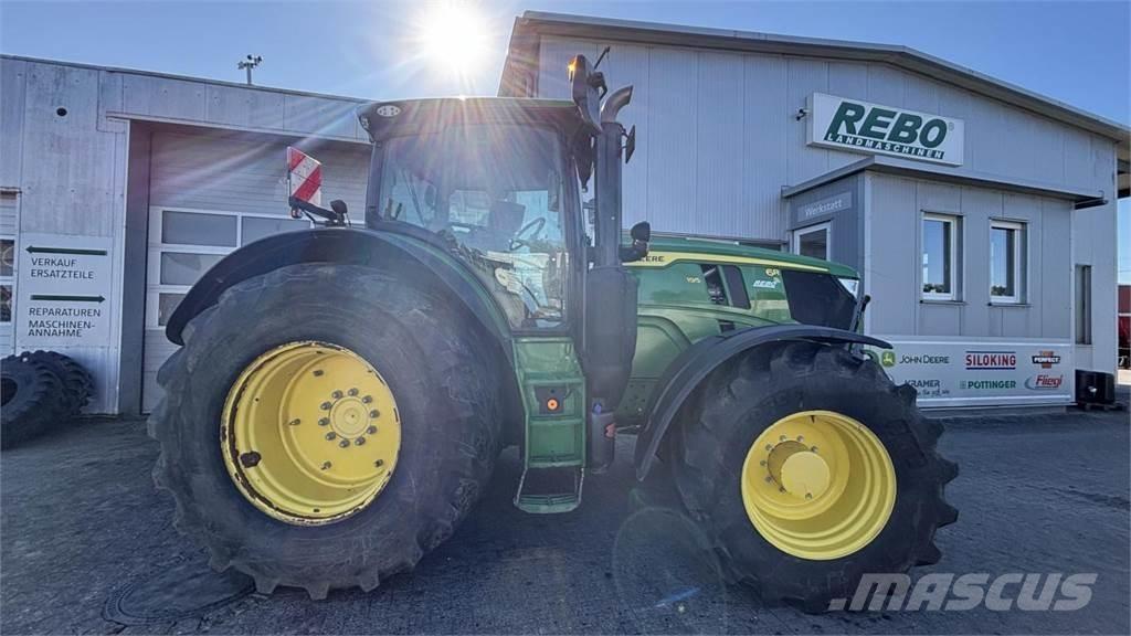 John Deere 6R195 Traktory