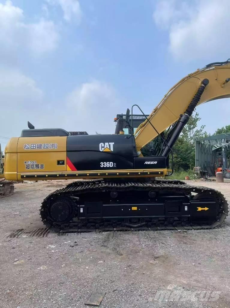 CAT 336D2 Pásové rýpadlá