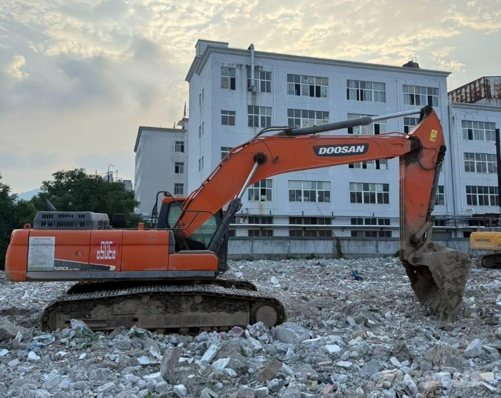 Doosan DX380LC-9C Pásové rýpadlá