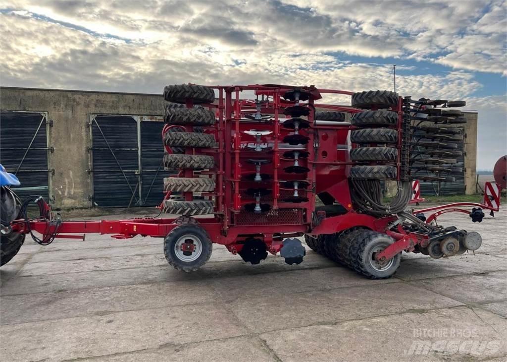 Horsch Pronto 6 DC Kombinované sejačky