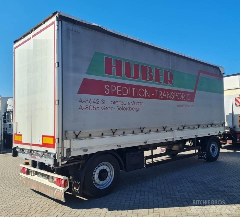 Schwarzmüller 7.4m Prívesy s bočnou zhrnovacou plachtou