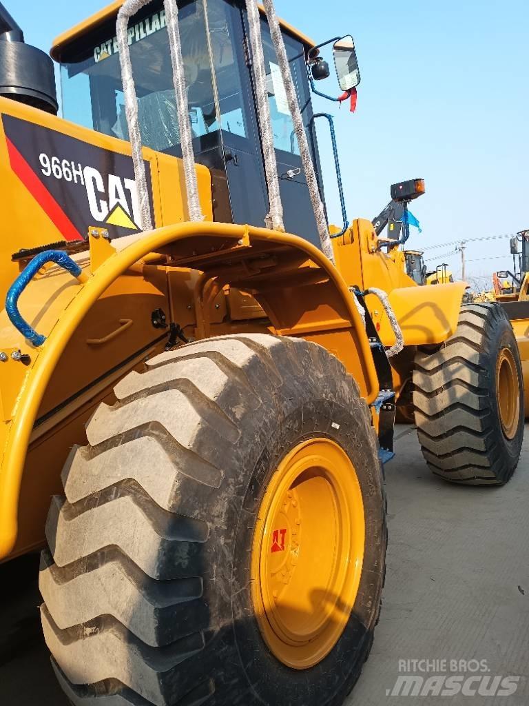 CAT 966 H Kolesové nakladače