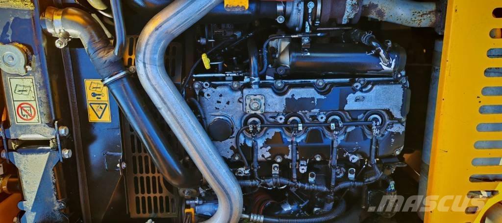 JCB JS 145 W Kolesové rýpadlá