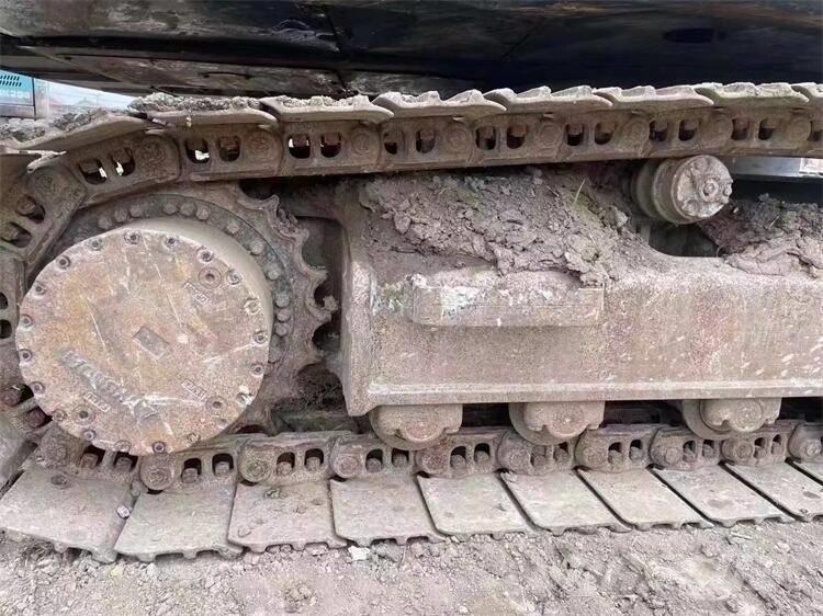 Hyundai R215VS Pásové rýpadlá