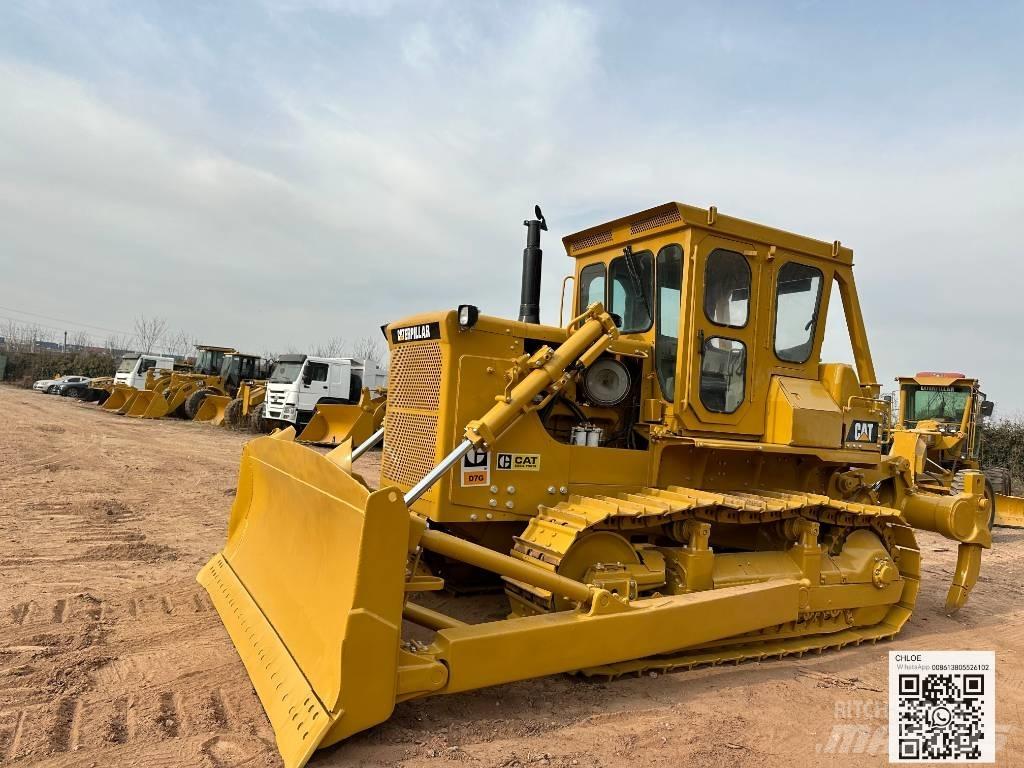 CAT D 7 G Pásové dozéry