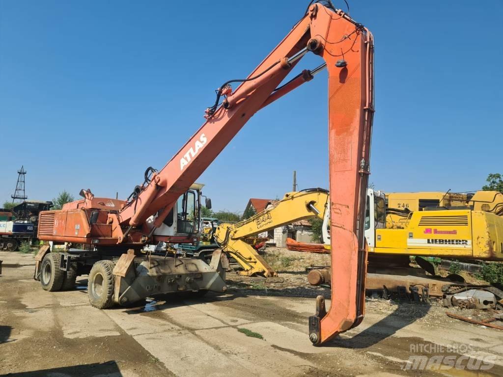 Atlas 1804 Stroje pre manipuláciu s odpadom