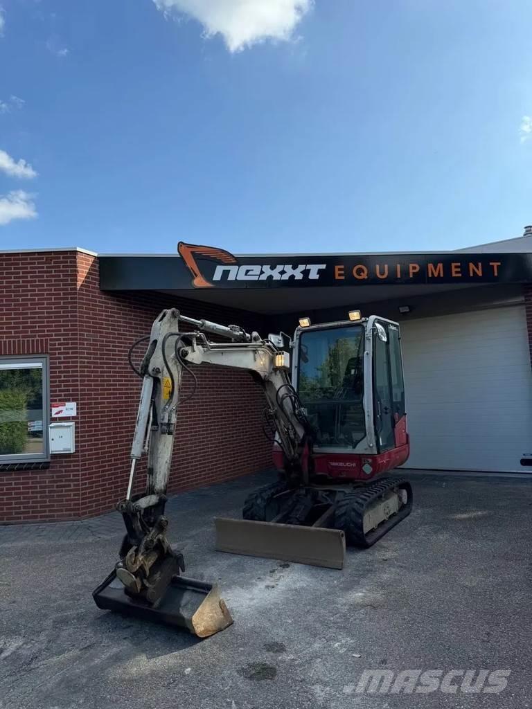 Takeuchi TB230 Pásové rýpadlá