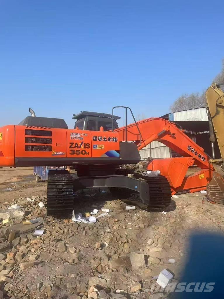 Hitachi ZX 350 Pásové rýpadlá