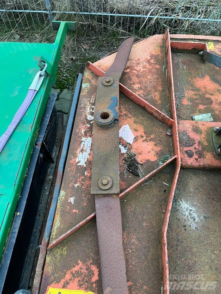 Kuhn BAV 1550 Žacie stroje