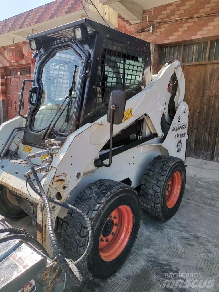 Bobcat S 18 Šmykom riadené nakladače