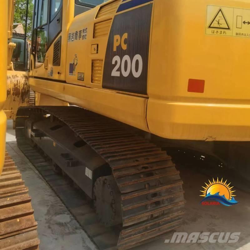 Komatsu PC 200-8 Pásové rýpadlá
