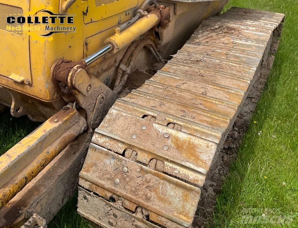 Komatsu D 39 EX-22 Pásové dozéry