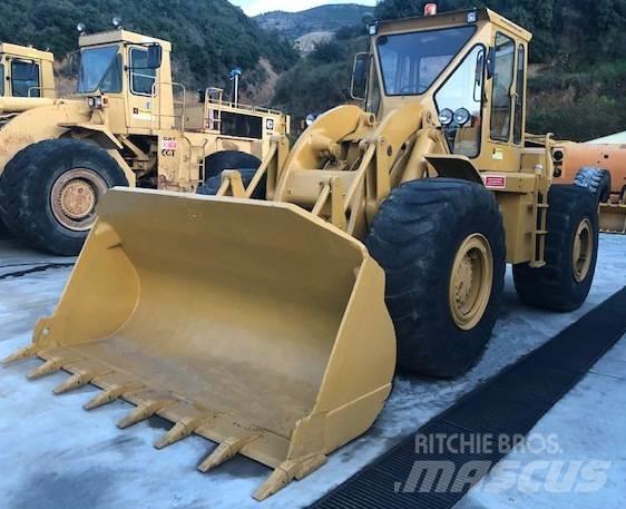 CAT 966 Kolesové nakladače