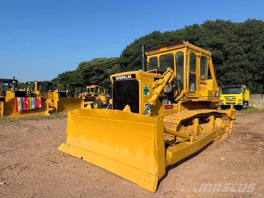 CAT D7G Pásové dozéry