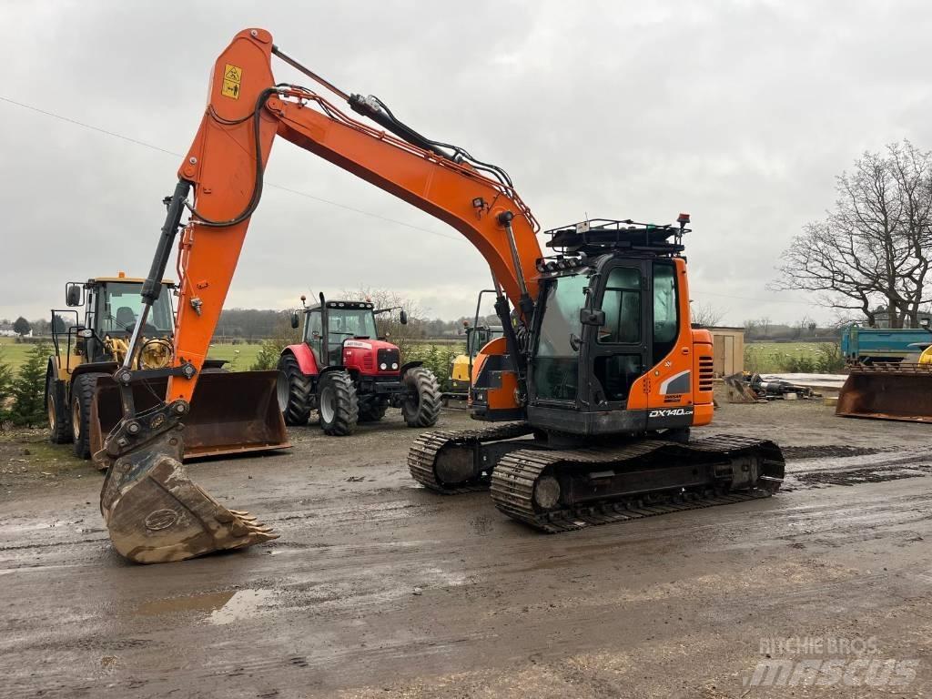 Doosan DX 140 LCR-5 Pásové rýpadlá