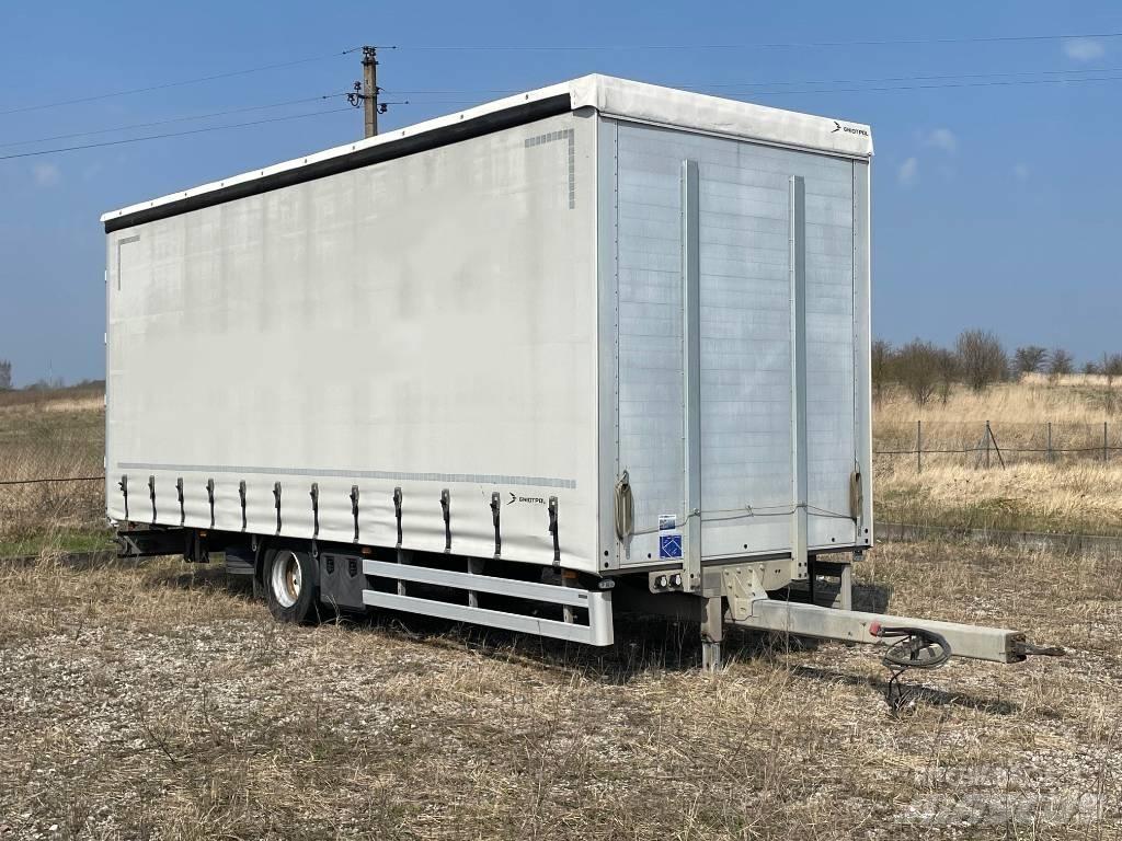 Gniotpol G4080 Prívesy s bočnou zhrnovacou plachtou