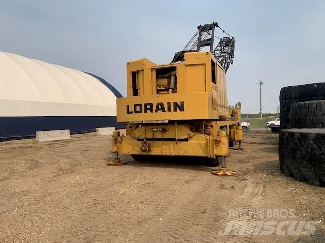 Lorain MC670A Univerzálne terénne žeriavy