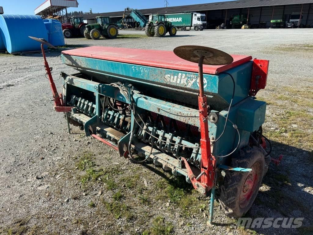 Sulky Master 3 Mechanické sejačky