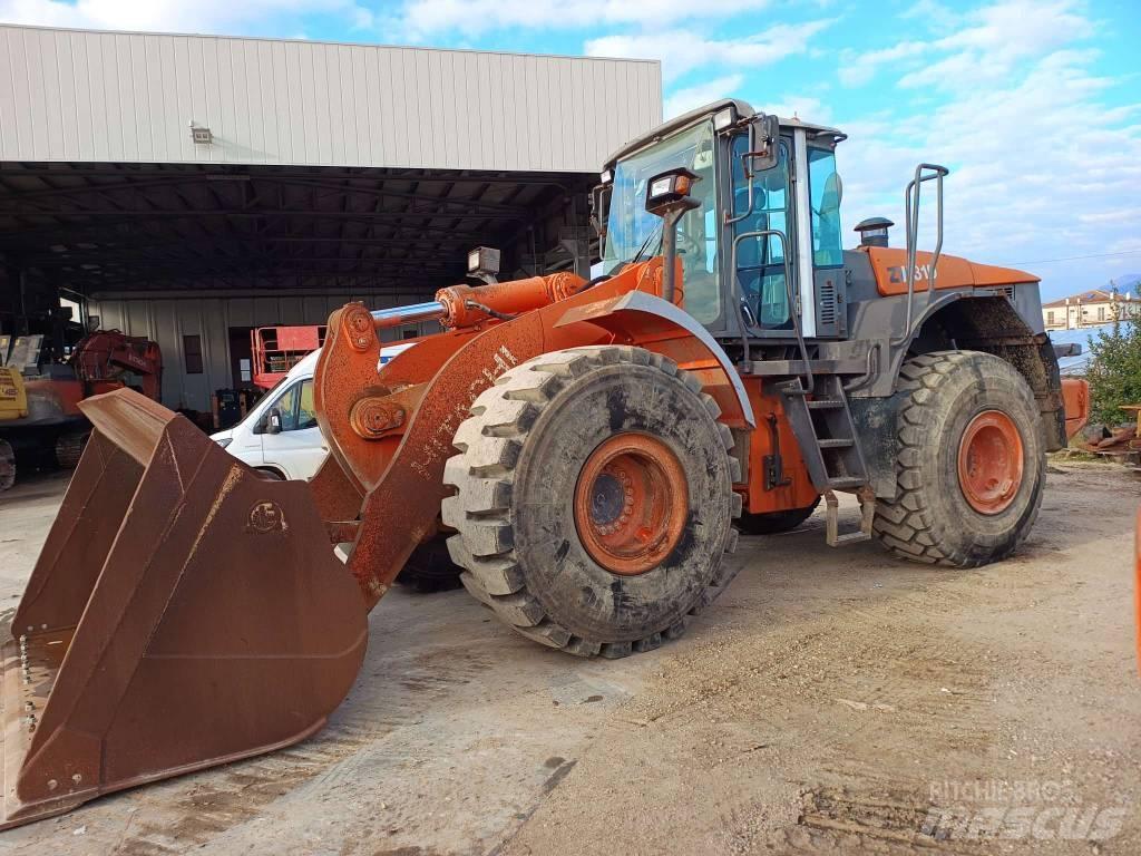 Hitachi ZW 310 Kolesové nakladače
