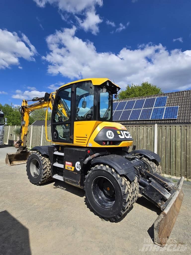 JCB 110 W Hydradig Kolesové rýpadlá