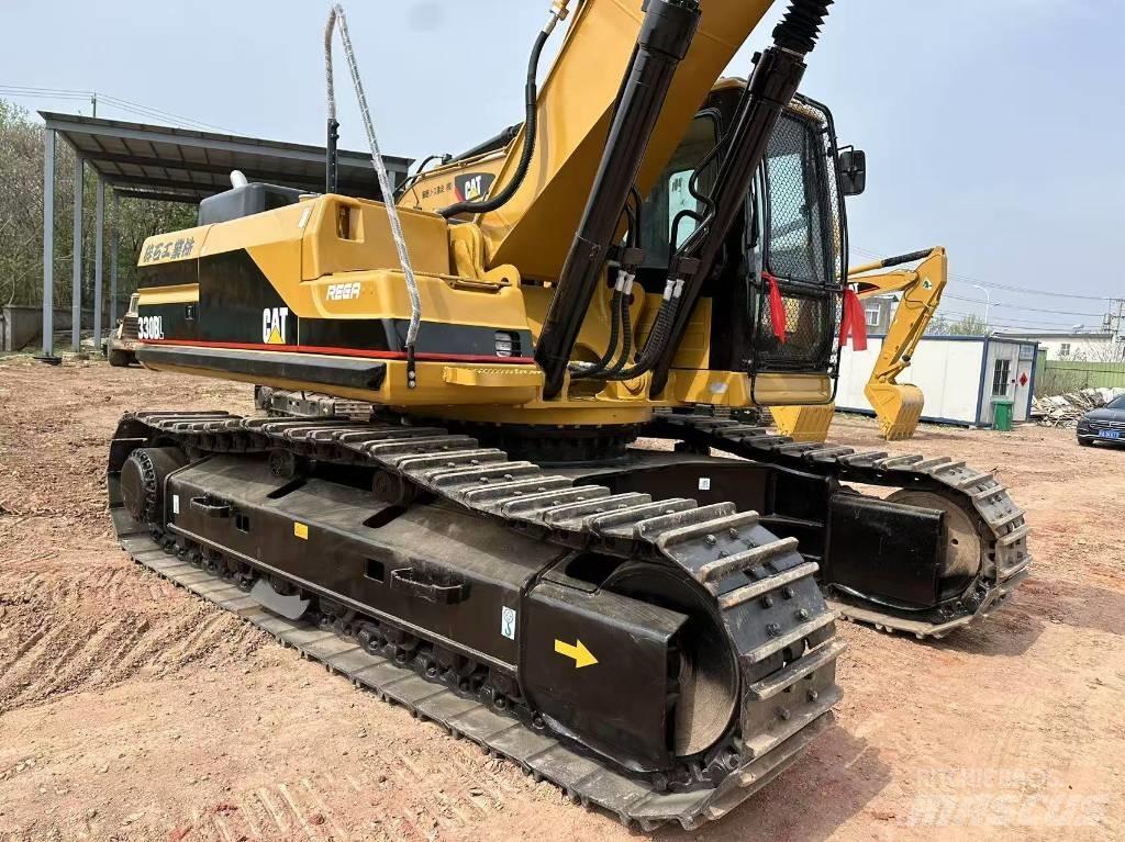 CAT 330 B L Pásové rýpadlá