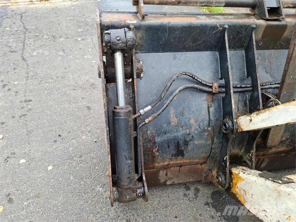 JCB 3CX SM 4X4 Stavebníctvo - ostatné